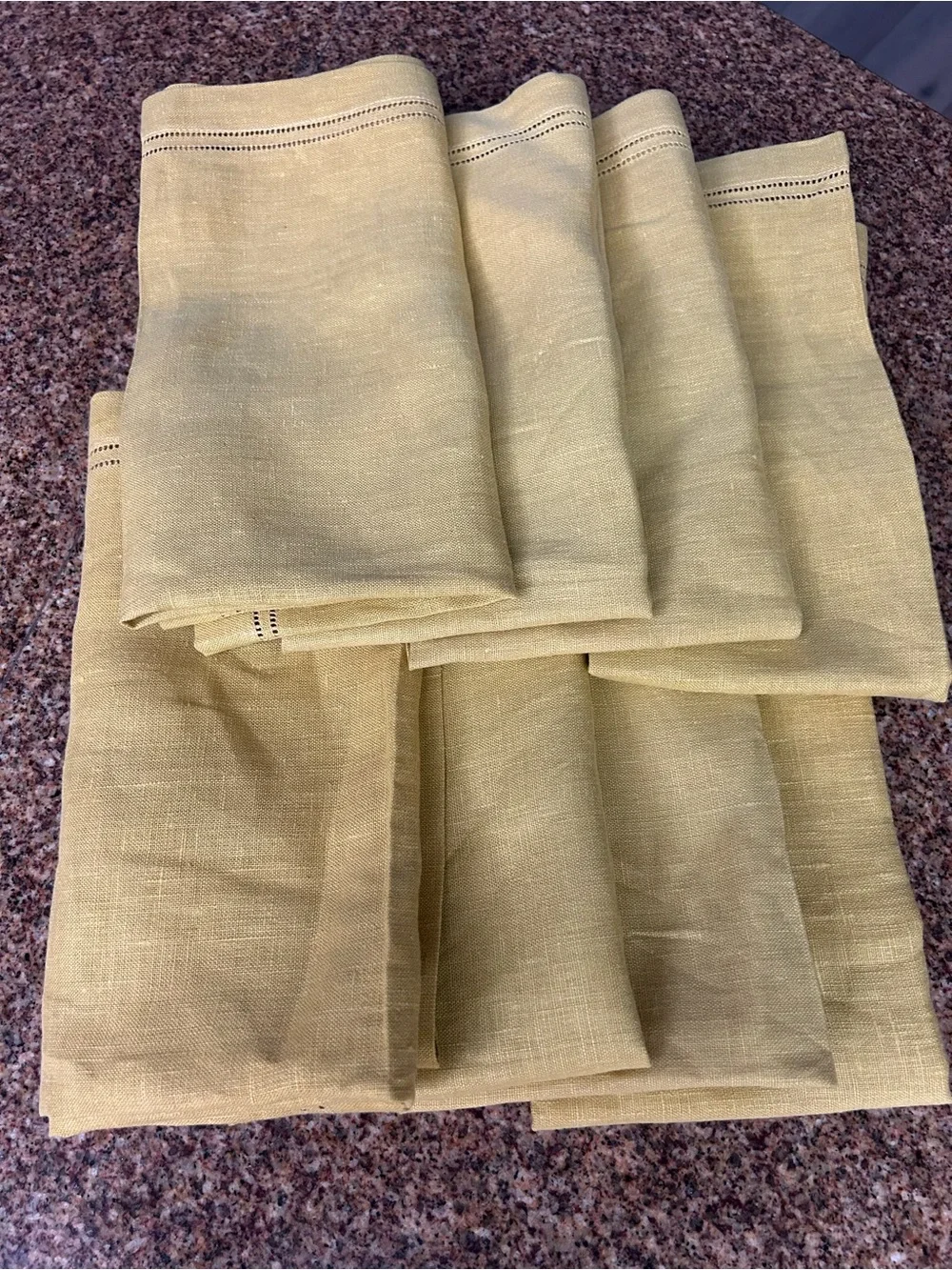 Williams Sonoma 100% linen napkins made in Russia set of eight golden